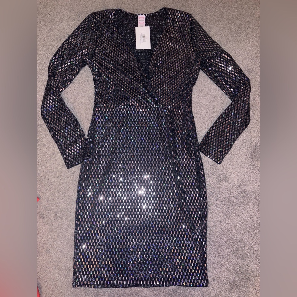 Votique Los Angeles Black Sequin Wrap Mini Dress Medium NWT Holographic Bodycon